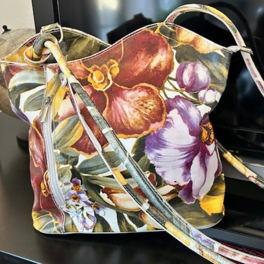 Floral Leather Purse